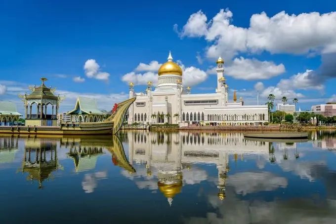 Brunei: A Tiny but Wealthy Nation